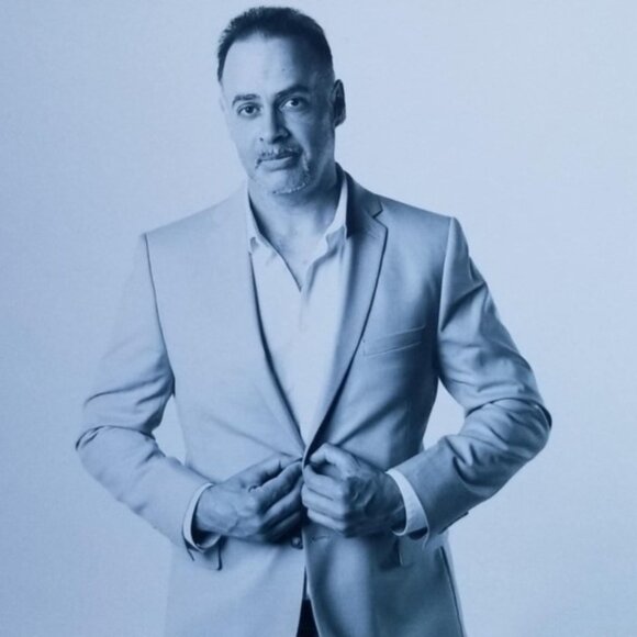 Meet your Posher, Bobby - Picture 1 of 1